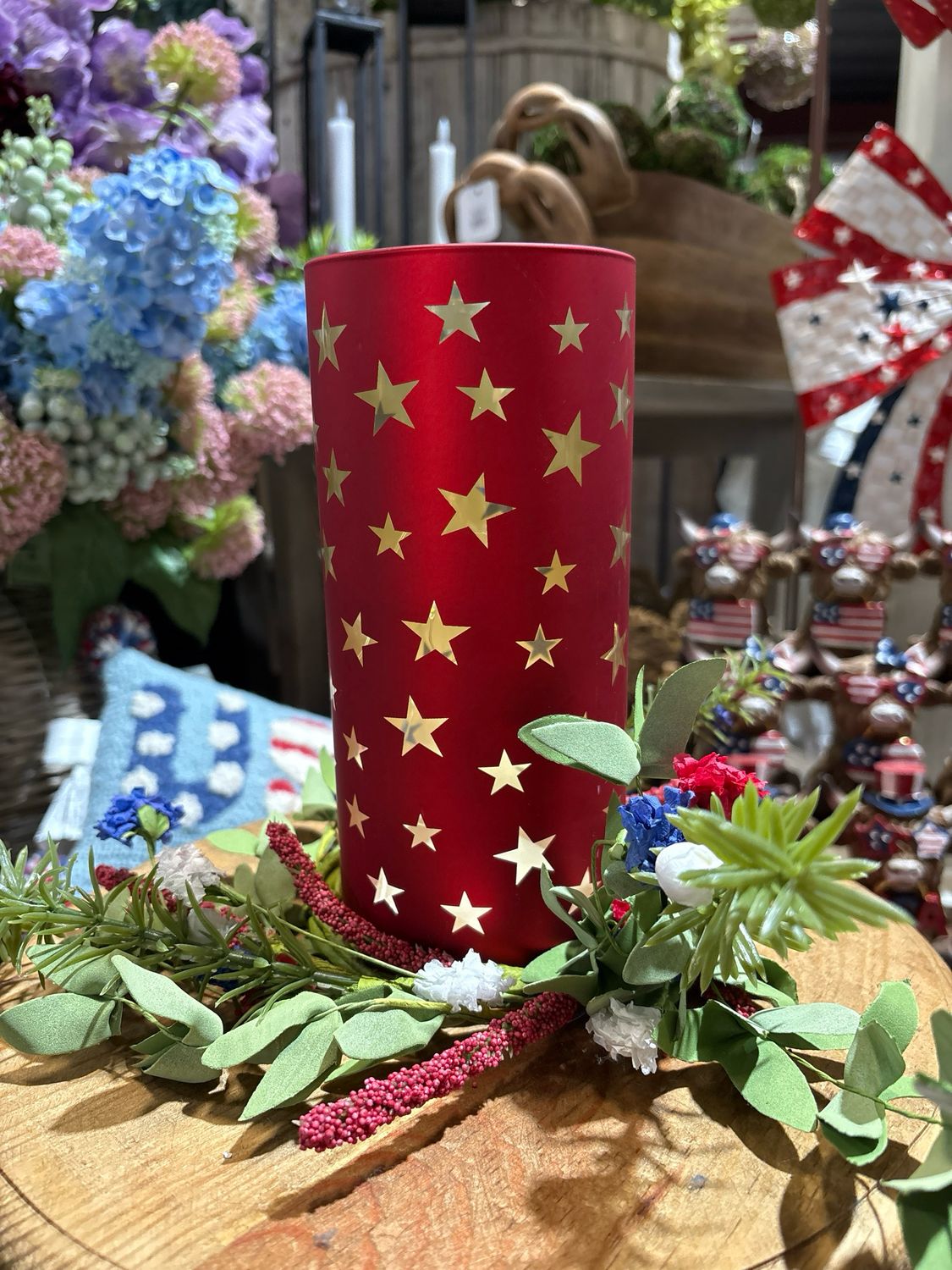 PT Stars Tall Glass Red LED  8"