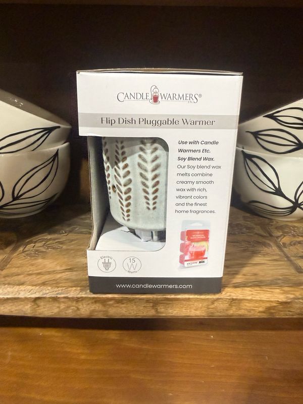 PT Wheat &amp; Ivory Pluggable Warmer