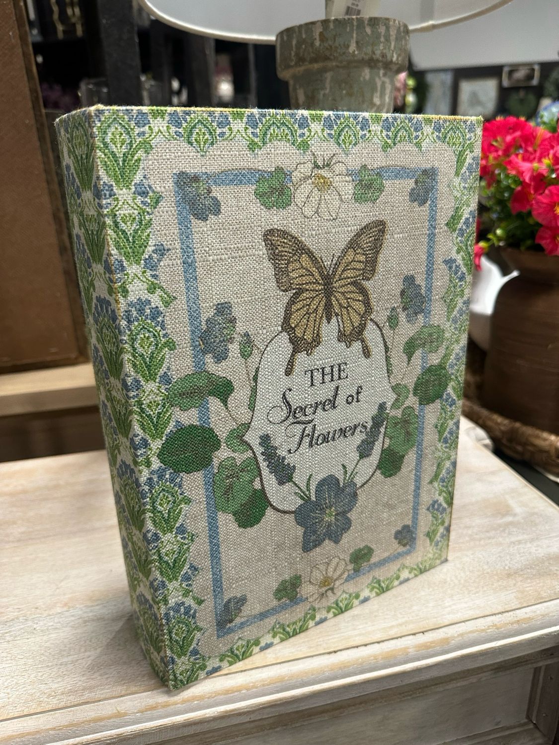 PT Secret Life Book 12x9x3