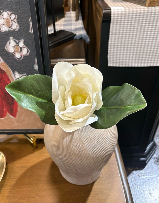 ANG 15.75" Magnolia Flower w Leaves