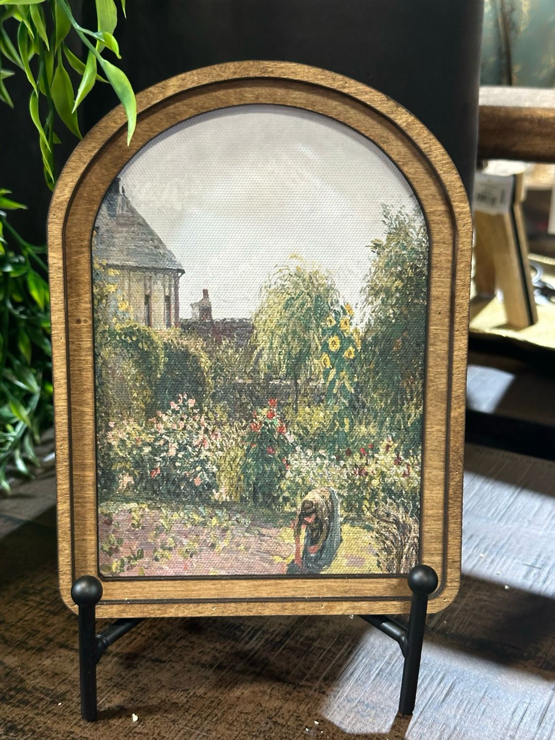 Red Arch 8x6 Vintage Garden