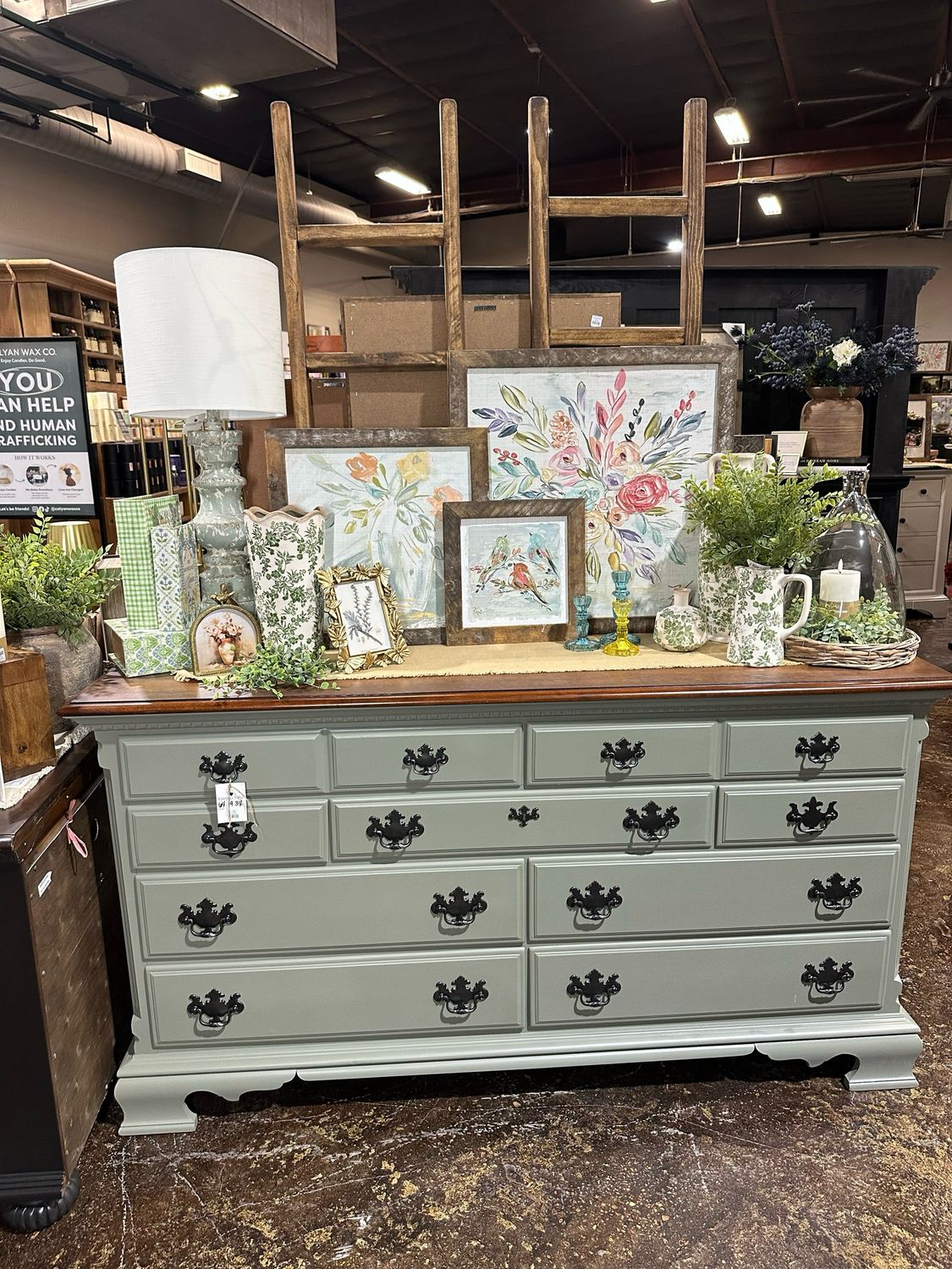 VV Thicket Dresser 64x19x34