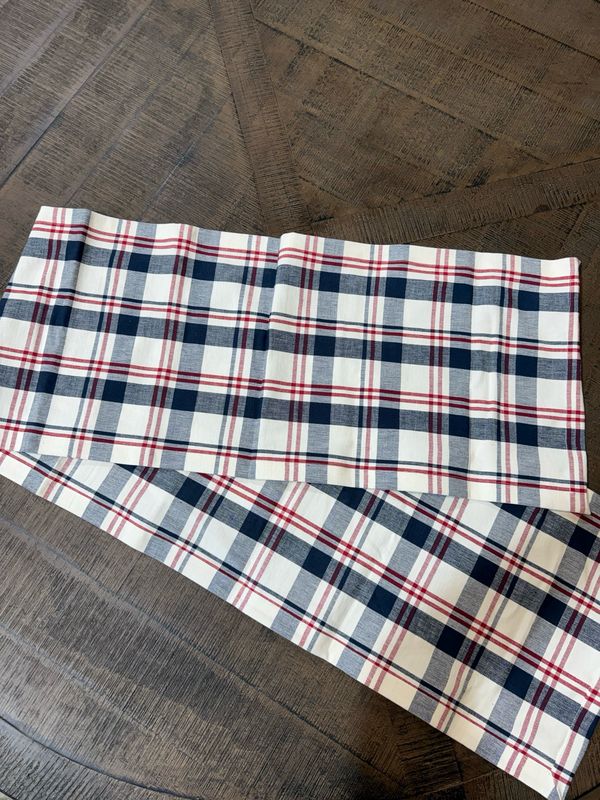 Tab Sawyer Plaid Table Runner 14x72
