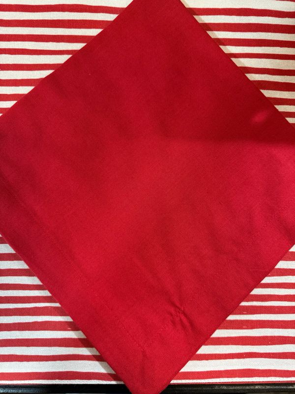 Tab Red Essential Napkin