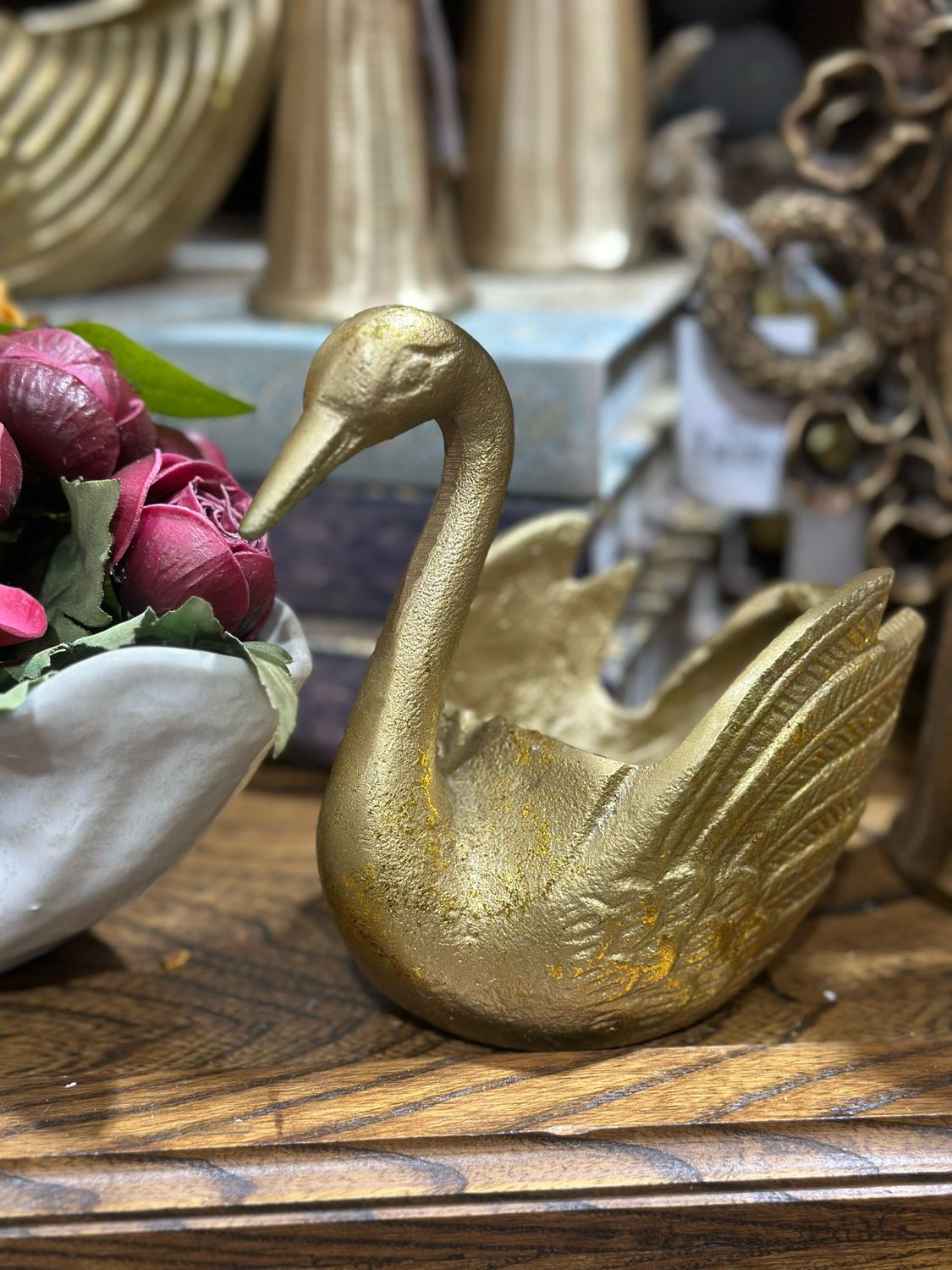 AB Sm Gold Swan Figurine 6"