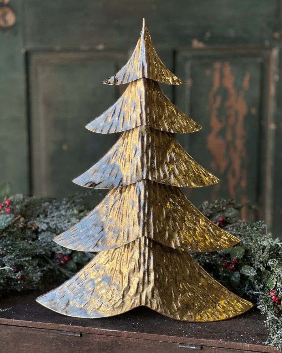 Lan 18.75" Goldrush Pine Tree Metal