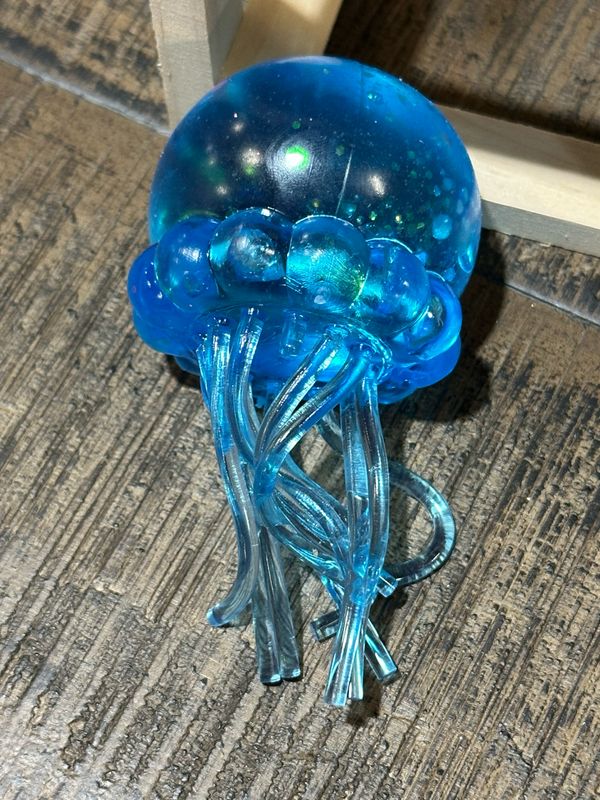 QD Blue Jelly Fish Squishy