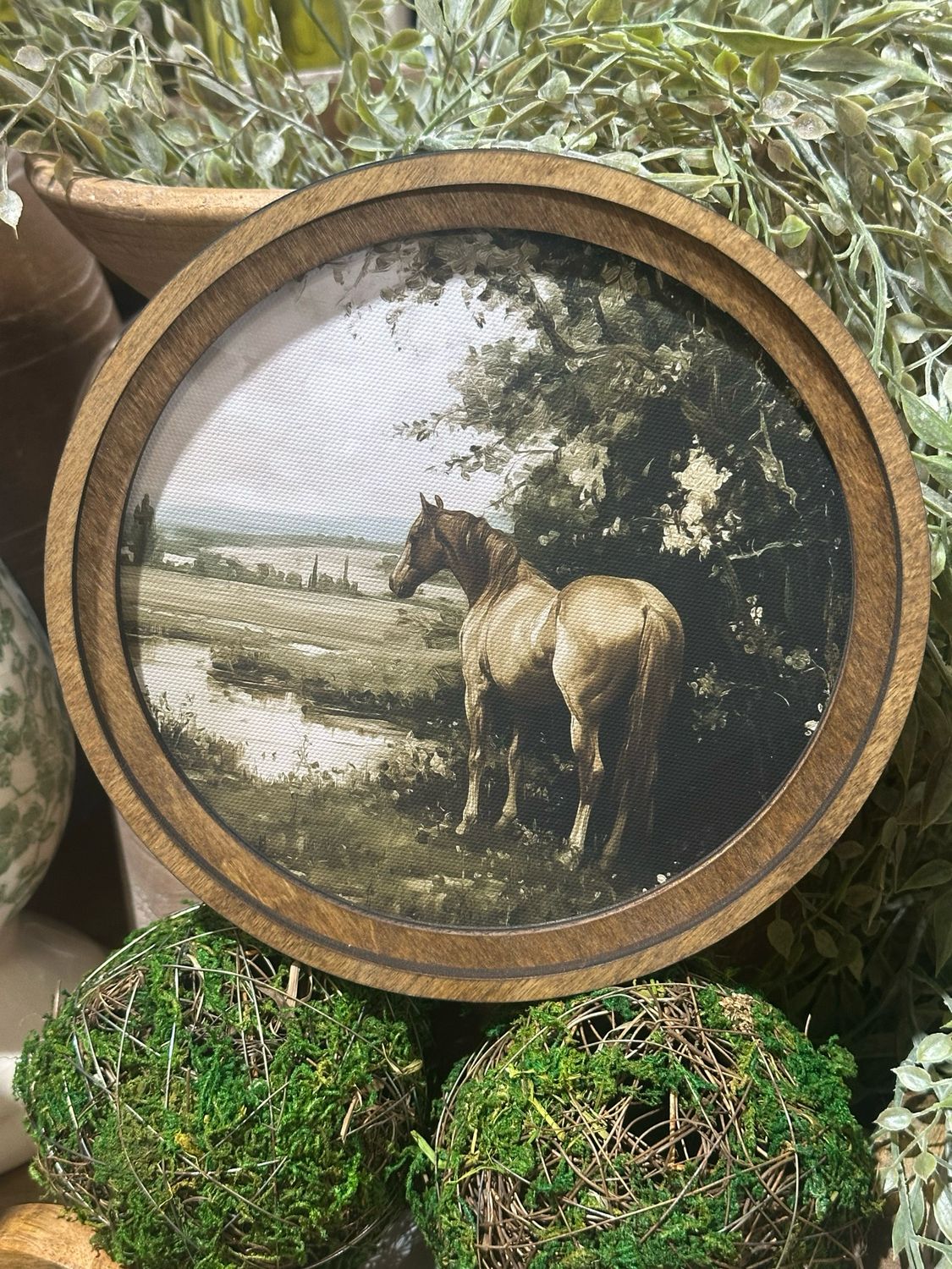 Red 8" Round Palomino
