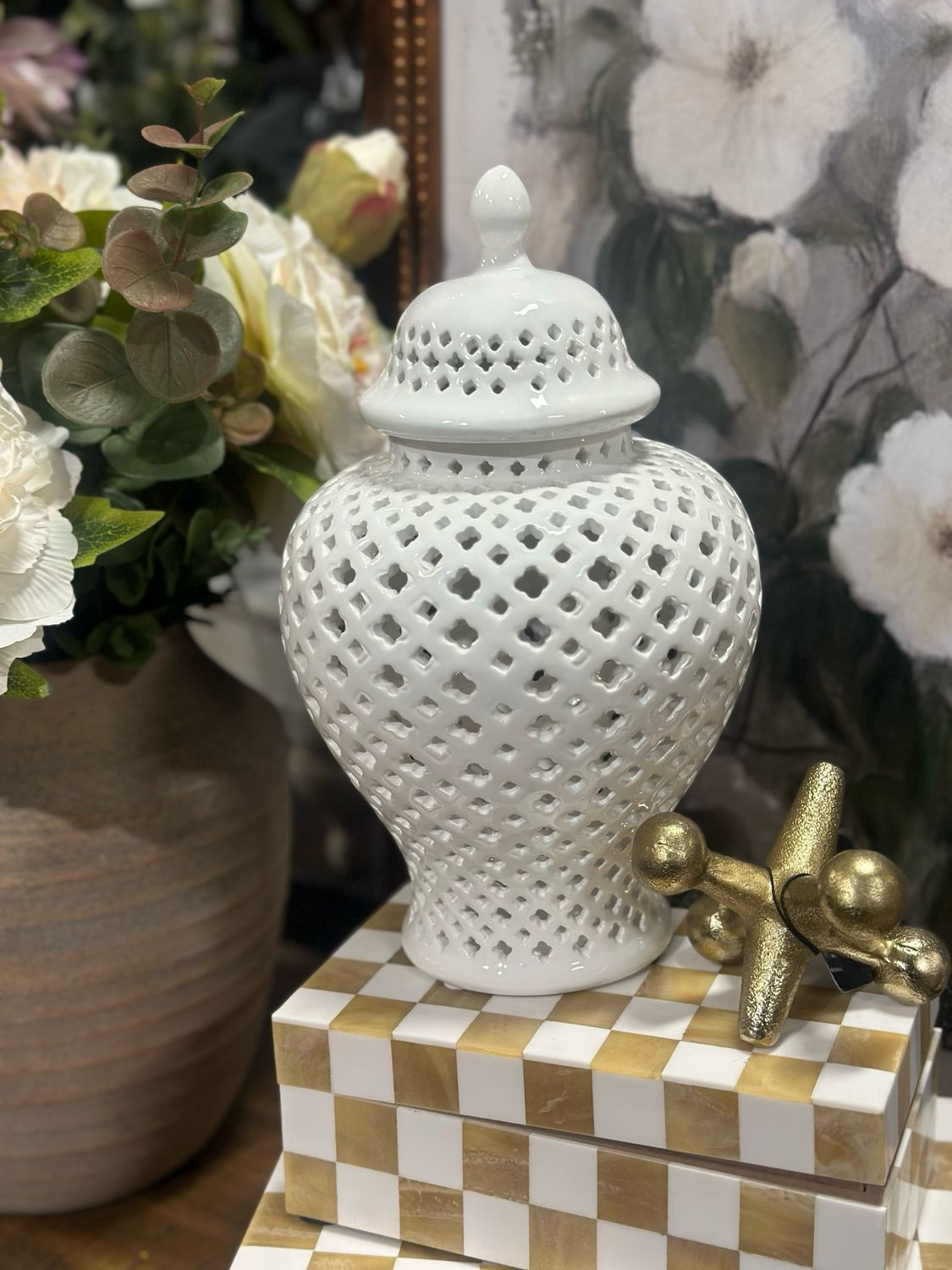 ARL 10.75" Wt Ginger Jar