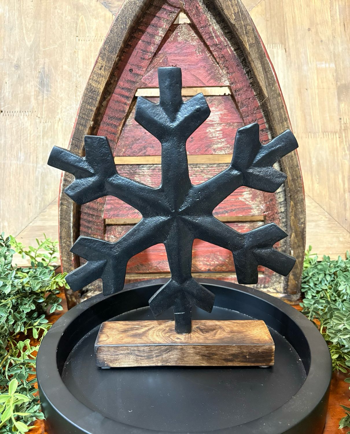 WTC Sm Blk Metal Snowflake On Dk Wood Stand 10.75x9x2