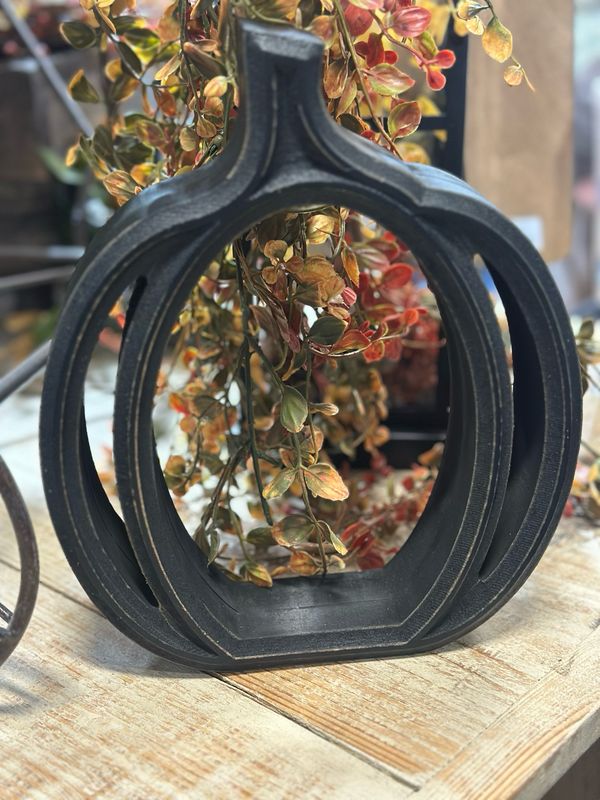 WTC 9.75" Black Open Pumpkin Stand