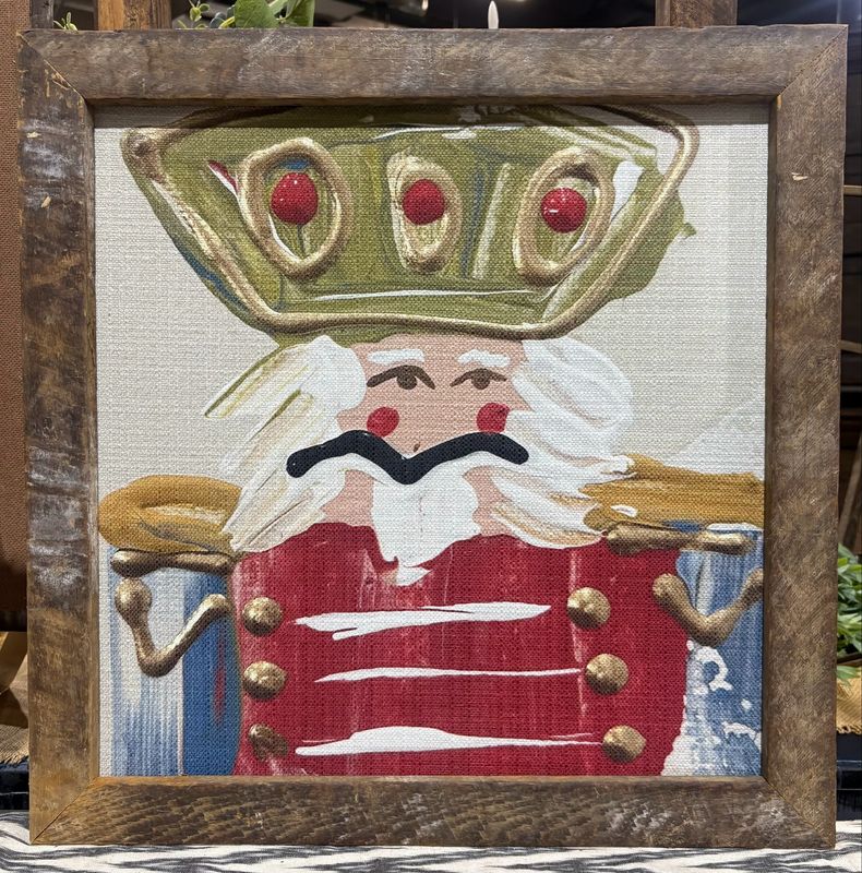 SCM 18x18 Green Nutcracker