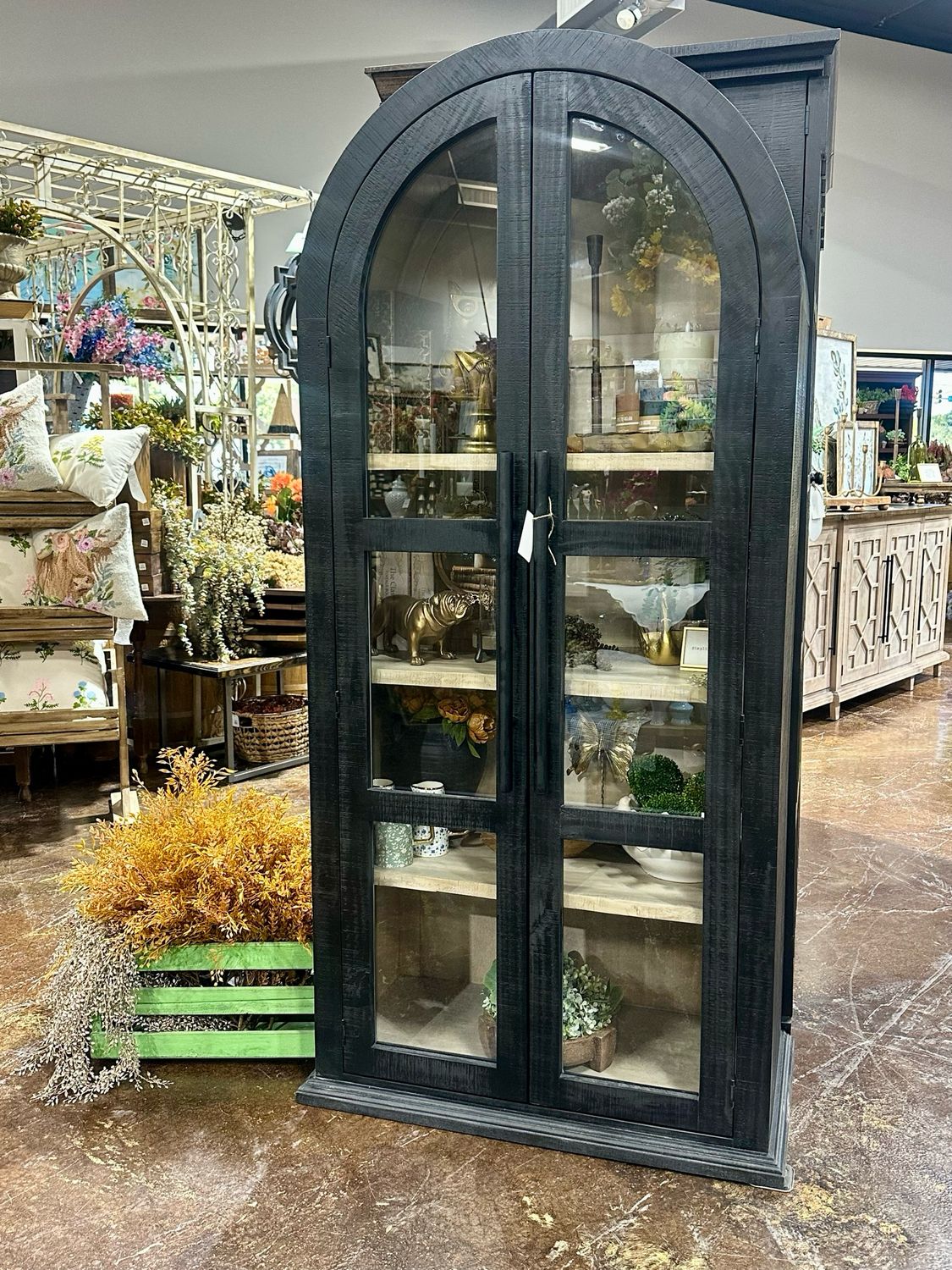SHP Libby Dome Black 34x18x76