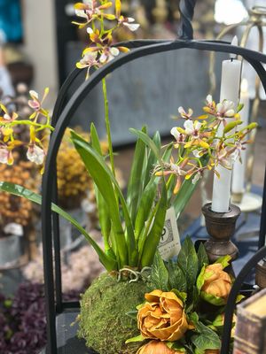 PVH Small Orchid Ball Golden 18"