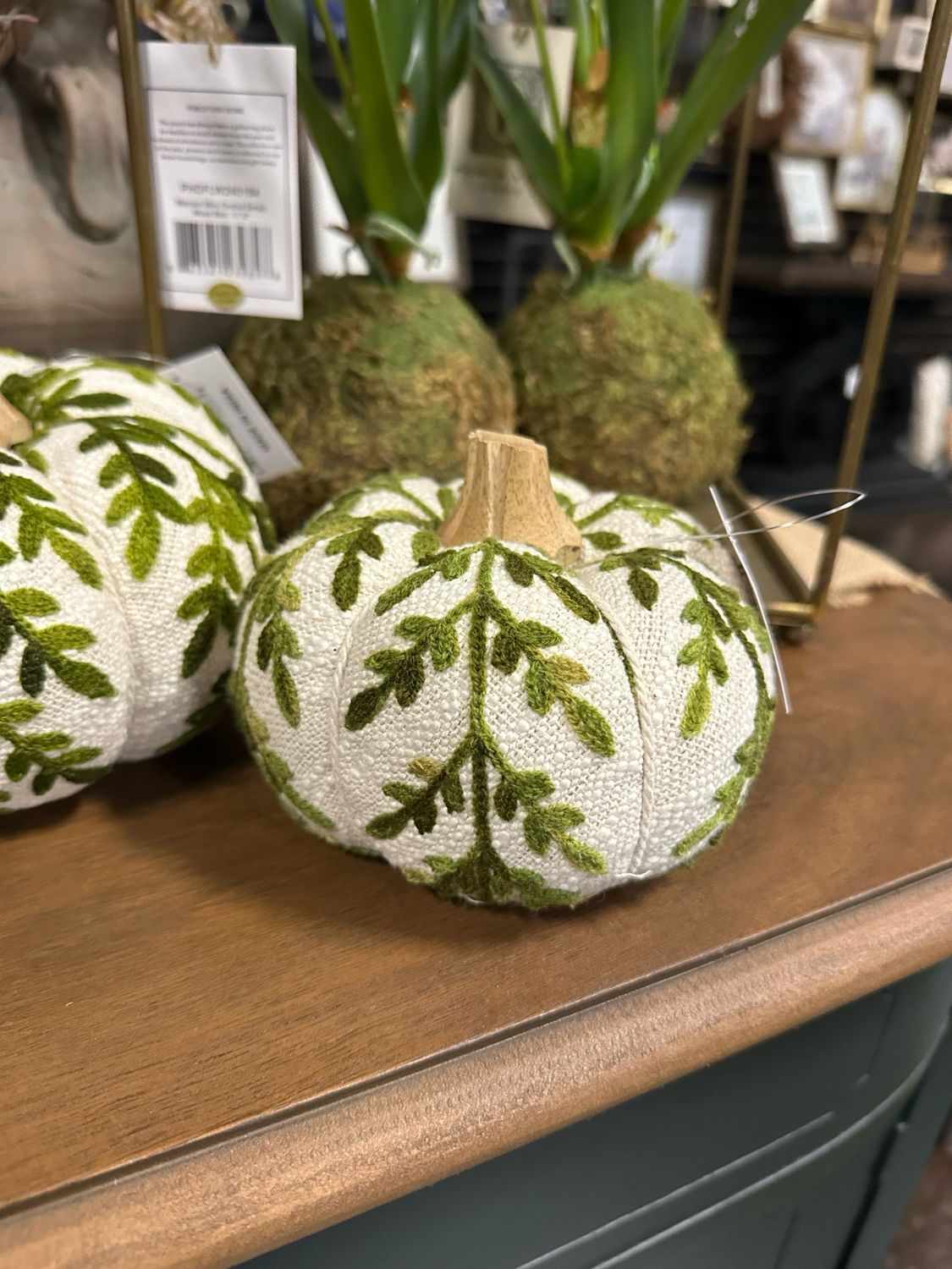 KKI 3.5" Cream &amp; Green Foliage Knit Pumpkin w Wood Stem