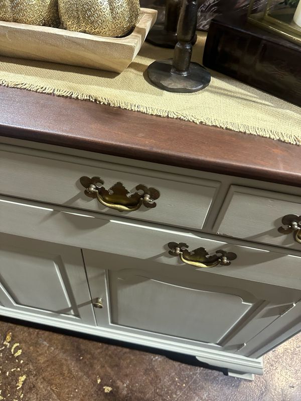 VV Dried Sage Buffet 54x20x36