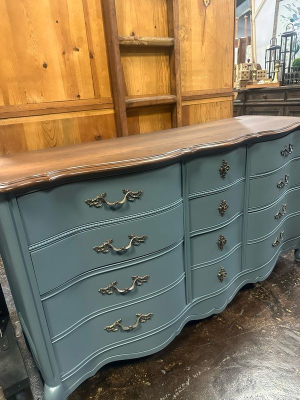VV Stormy FP Dresser 62x20x33