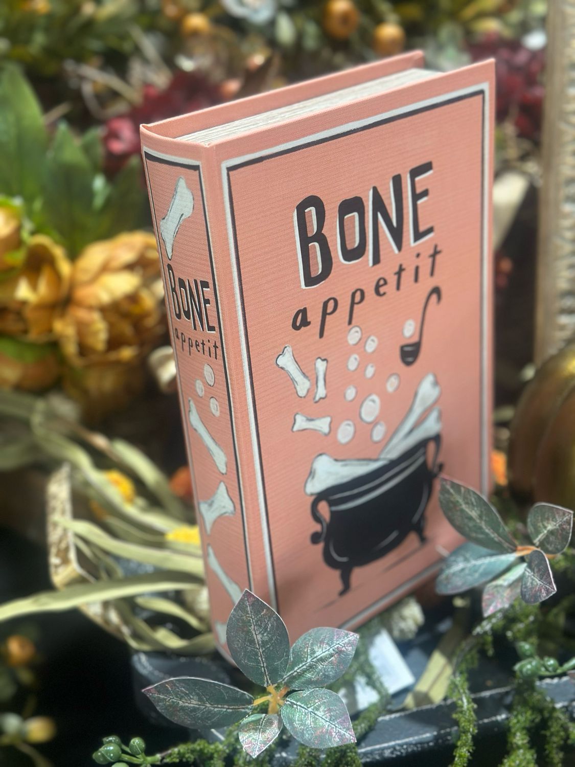 CCO Bone Appetit Storage Book