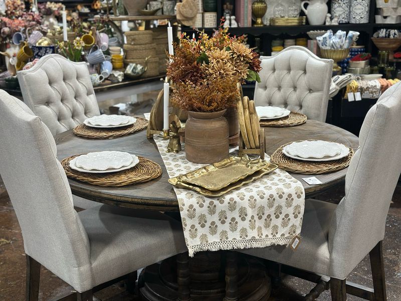 SHP Lilly 60” R Table