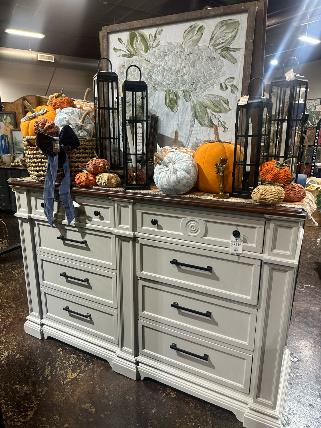 VV Glacier 8D Dresser 66x20x43