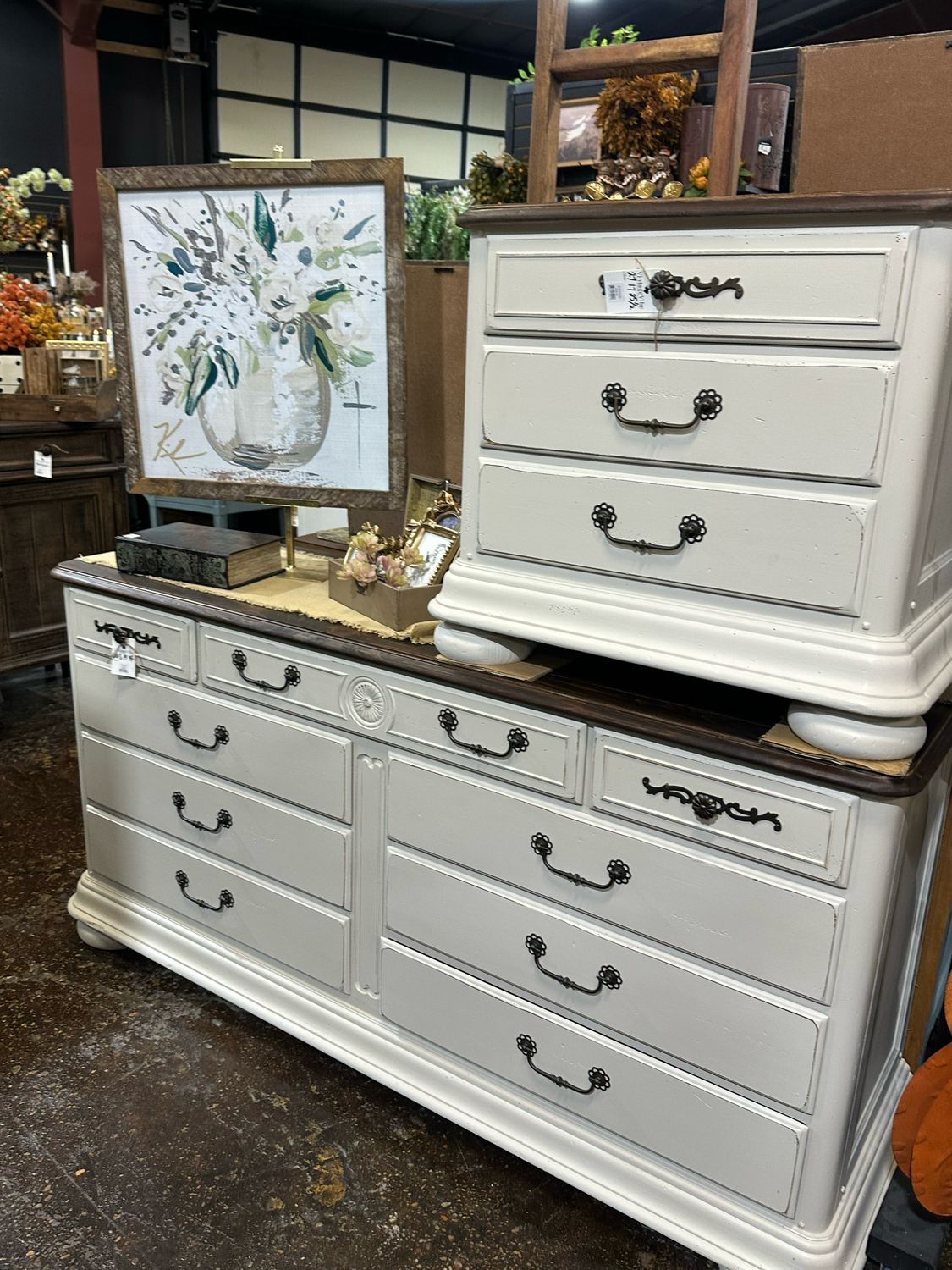 VV Sawmill 9D Dresser 66.5x19x34