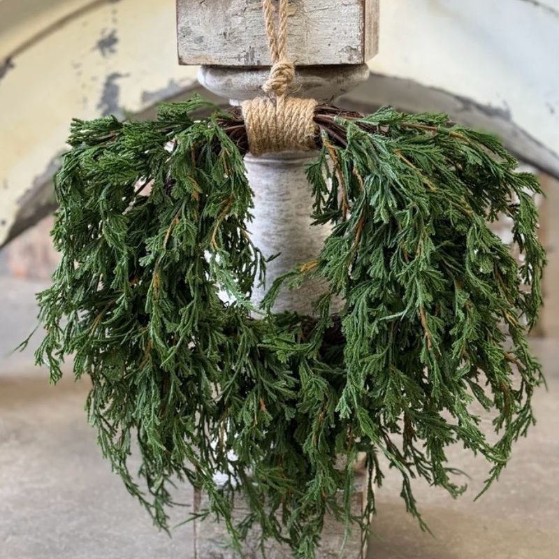 Lan 16" Emerald Falls Hanging Wreath
