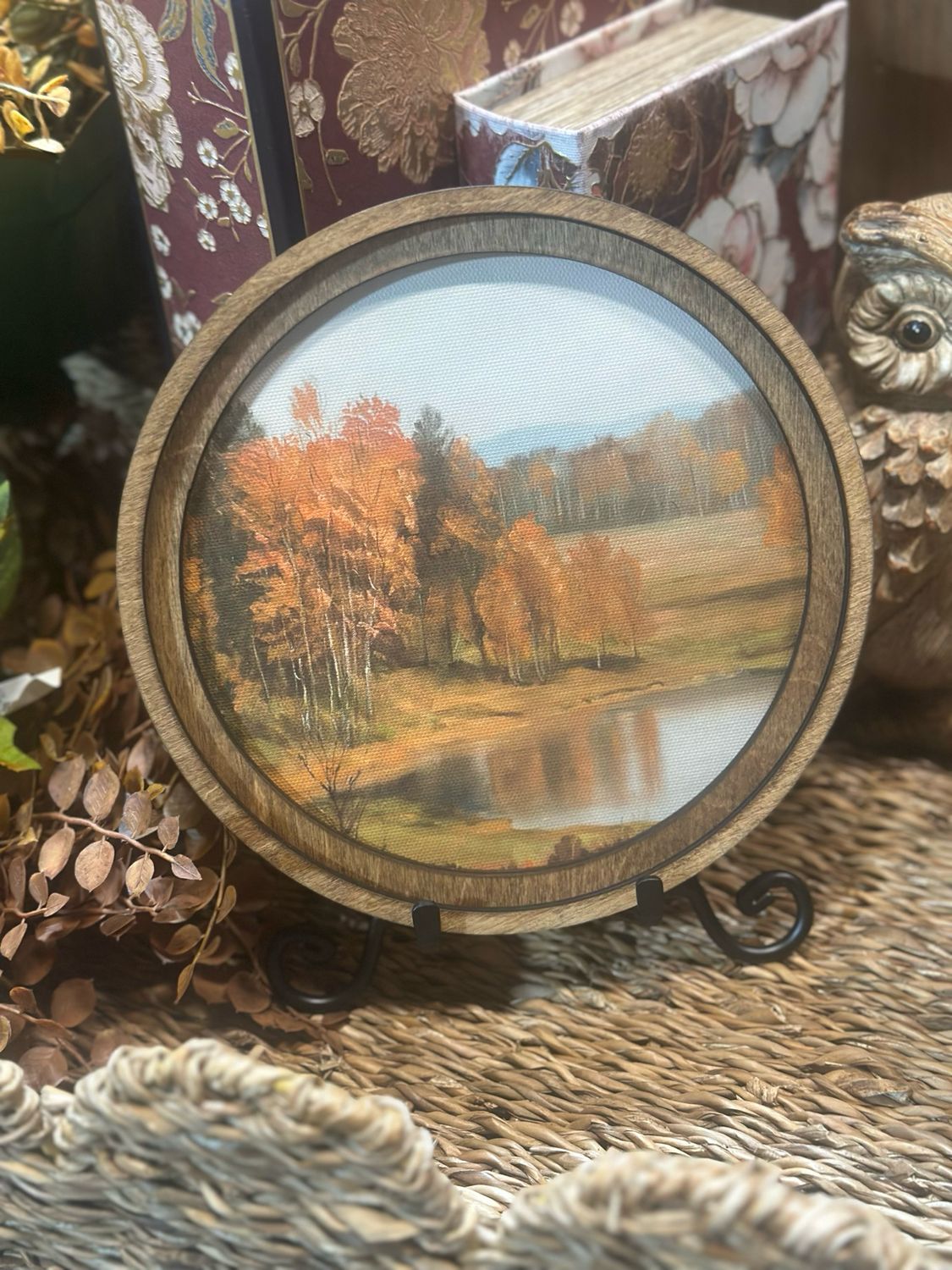 Red 8" R Autumn Pond