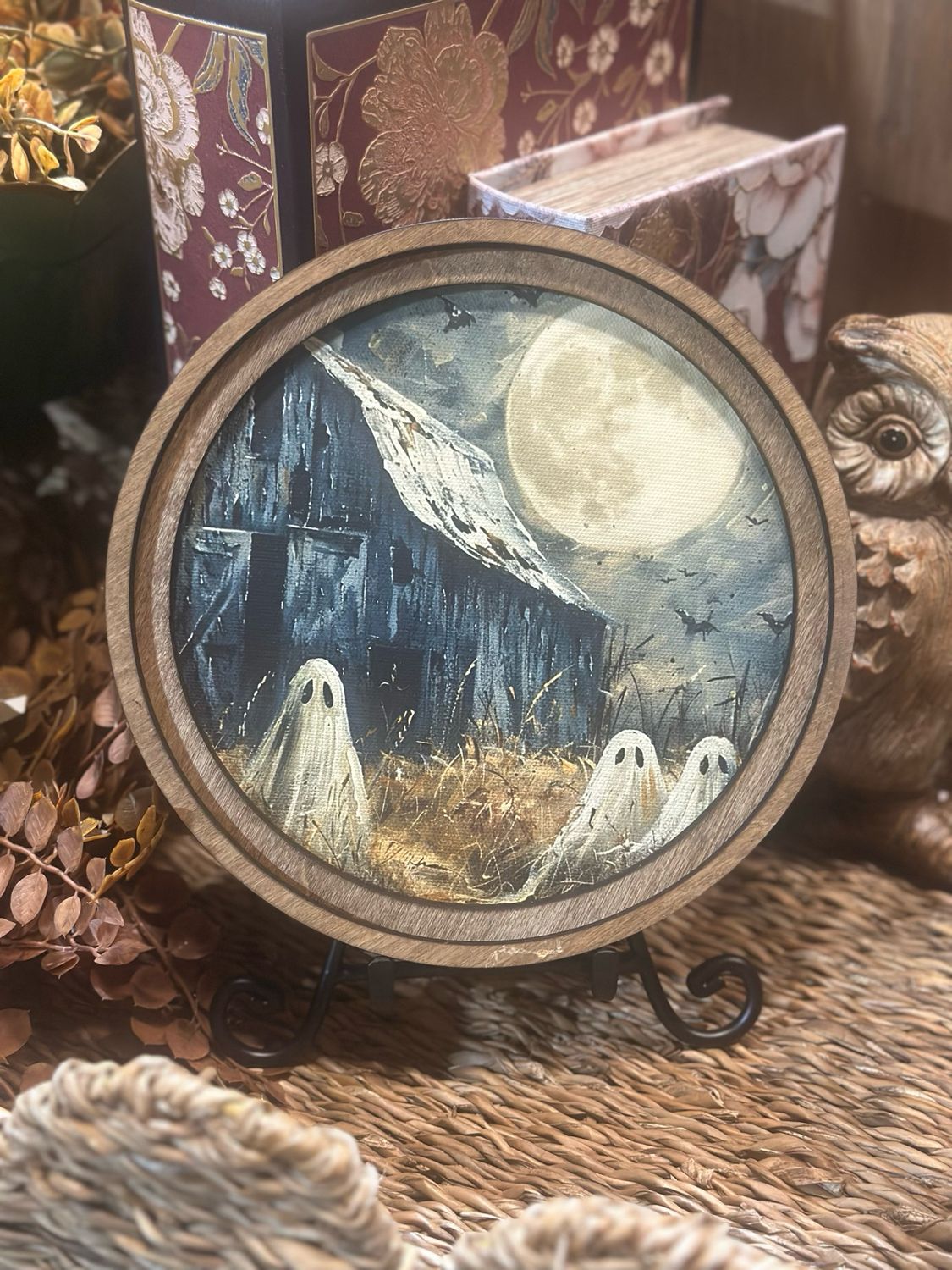 Red 8" R Barn Ghosts