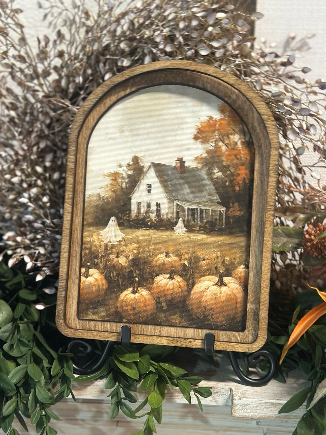 Red Arch 6x8 Farmhouse Ghost