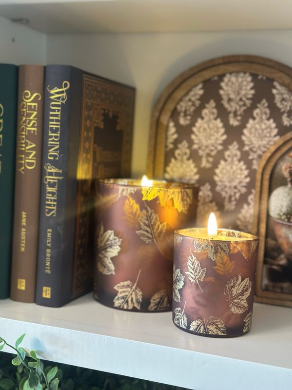 PDG Red Leaf Candle 4.5x5