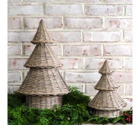 PDG Lg Willow Xmas Tree