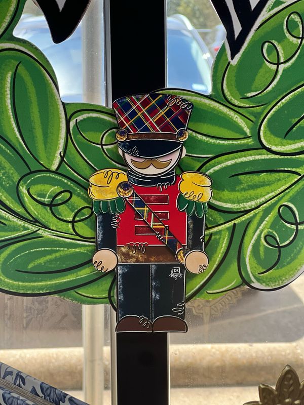 DKD Charm Nutcracker 4x8