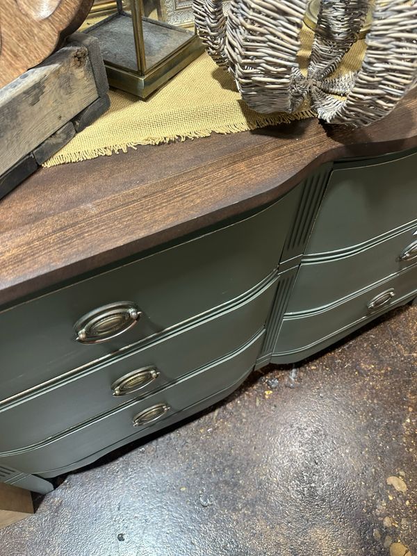 VV Collard Dunc Dresser 50x18x34