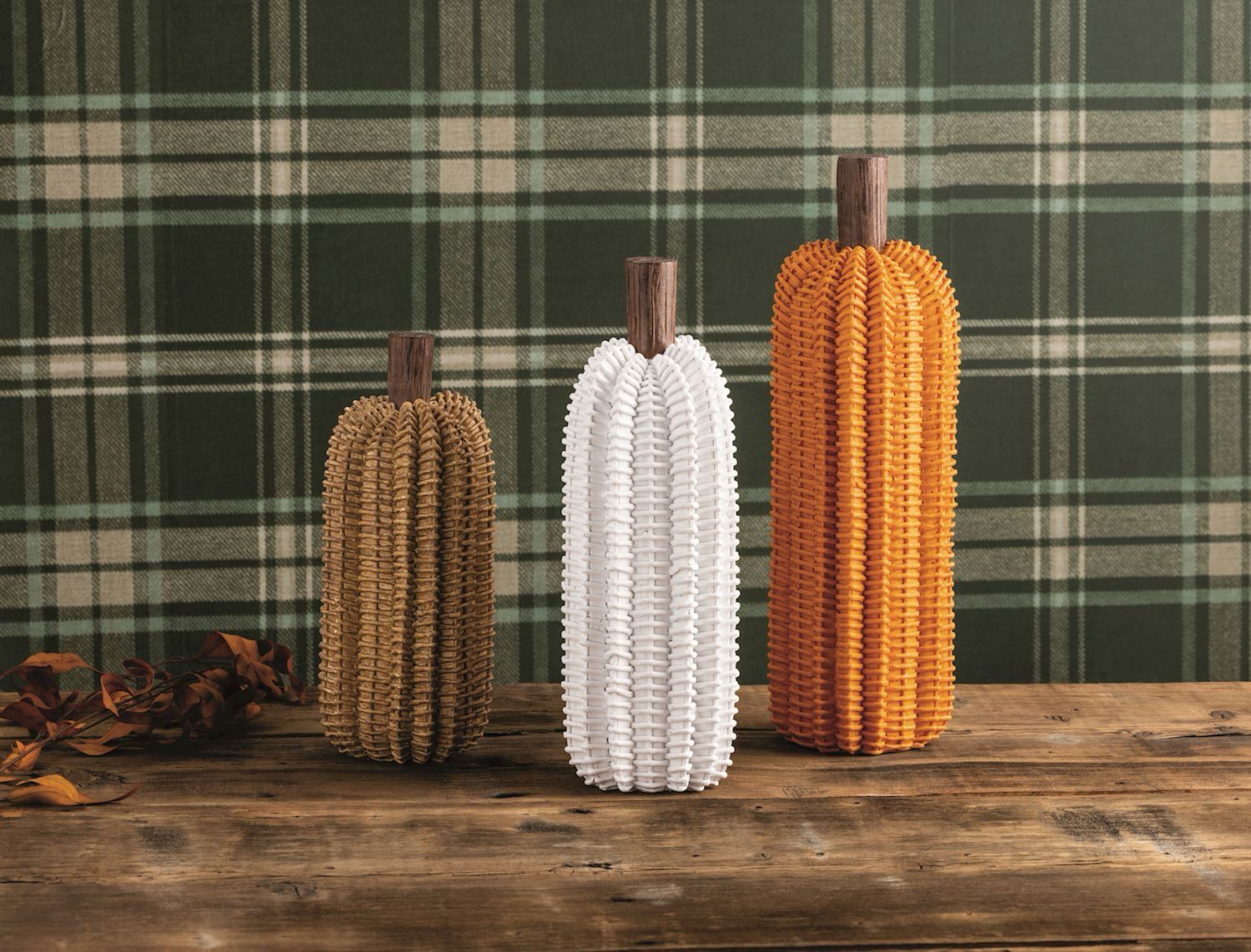 MP Lg Resin Pumpkin Sitter 12.5"