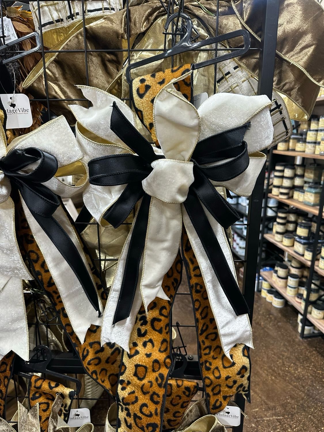 BBB Fall Leopard White Wreath Sash 30 X 12