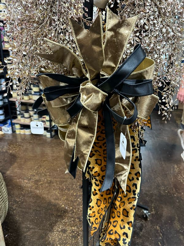 BBB Fall Leopard Old Gold Wreath Sash 30 X 12