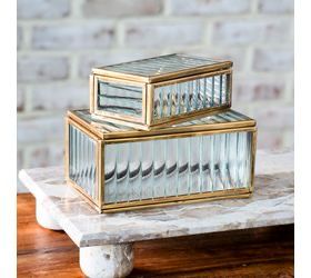 PDG Lg Glass Brass Display Box 6x3.75x2.75