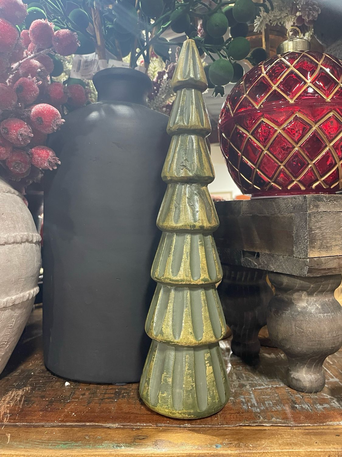 WTC Gr Tiered Tree 13"
