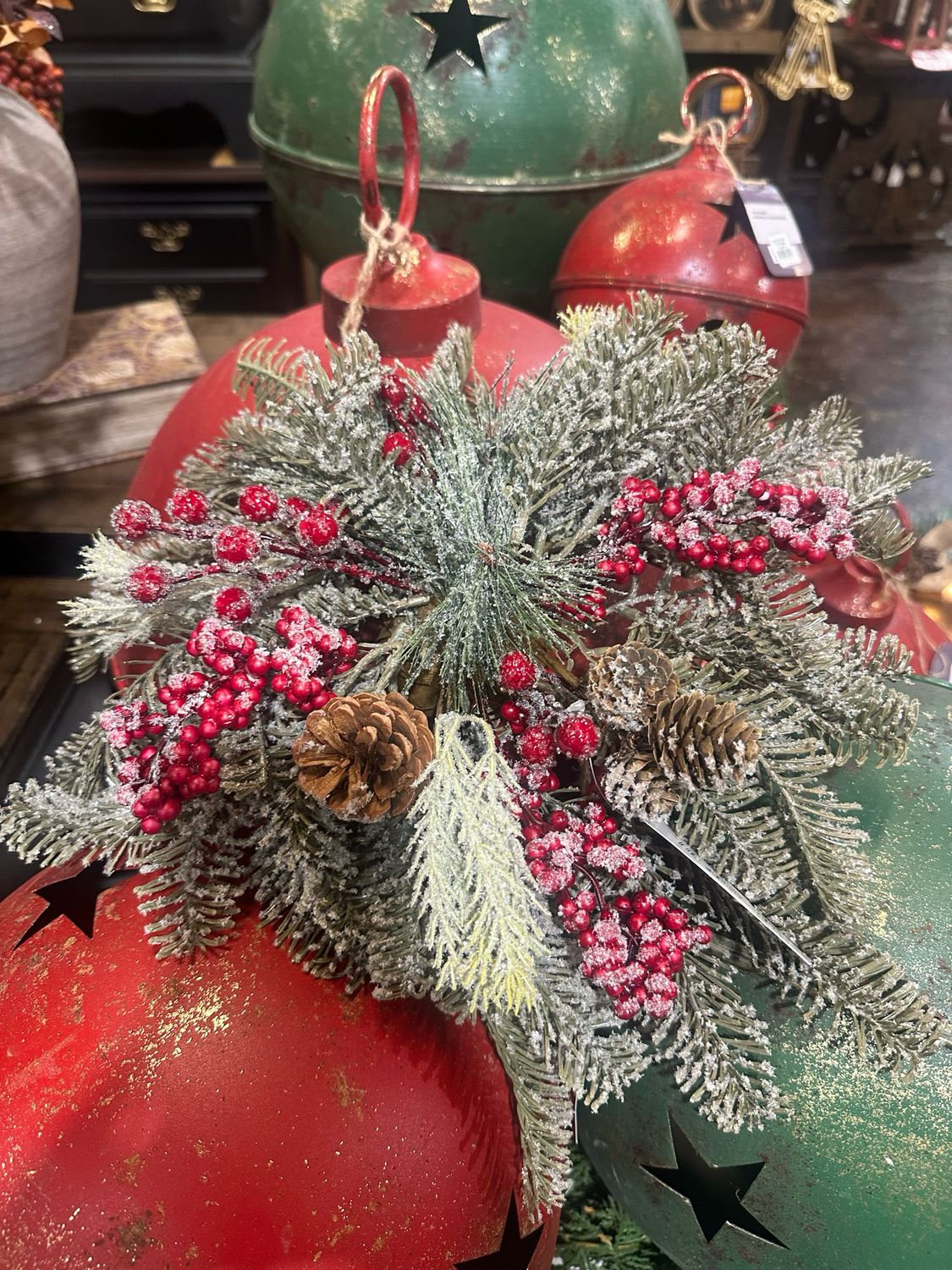 WTC Pine Berry Half 18x18