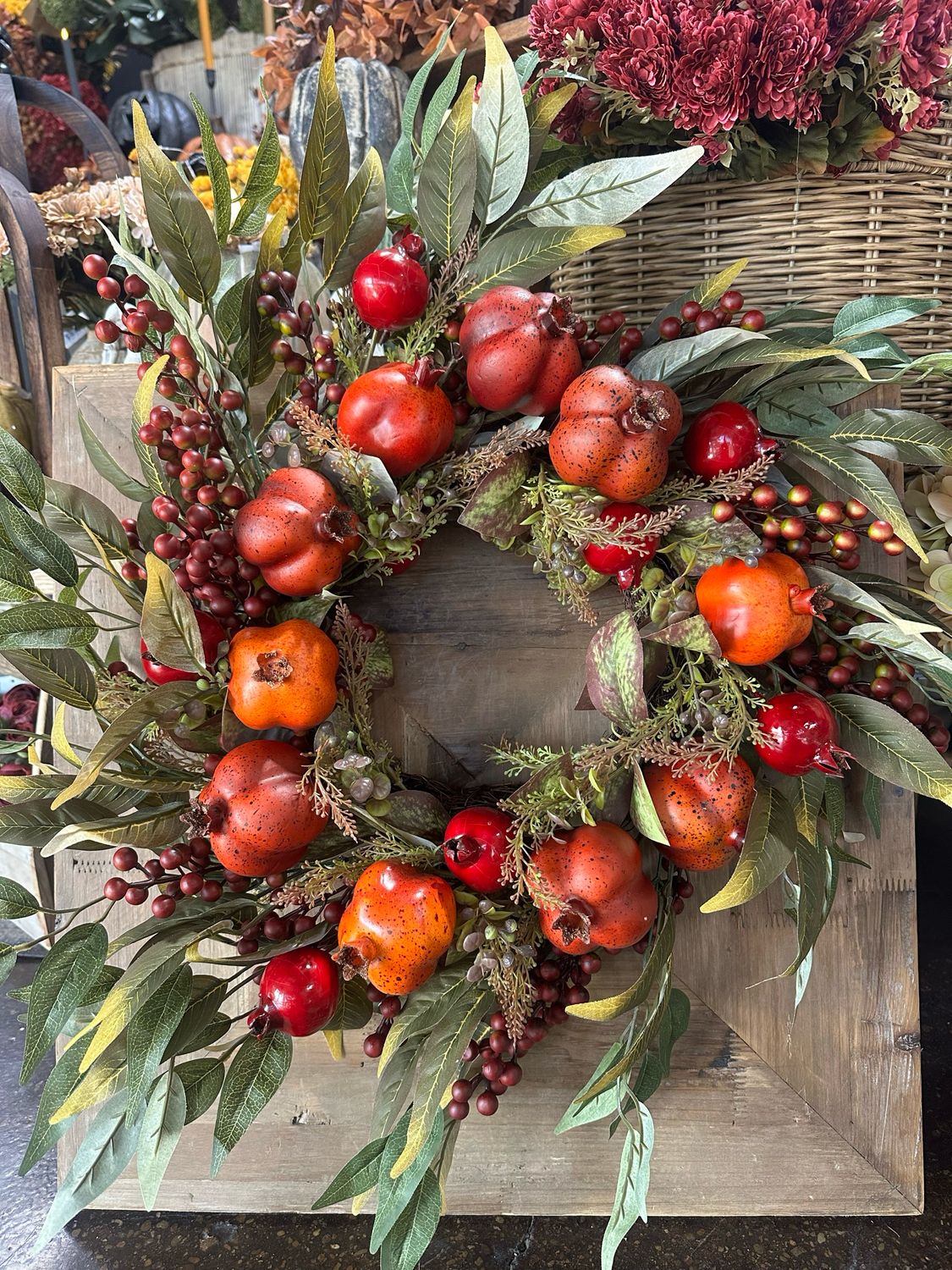 Fan 24" Pomegranate Wreath