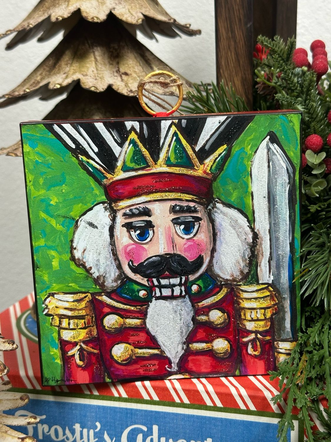 TRT 6x6 Ham Elegant Nutcracker