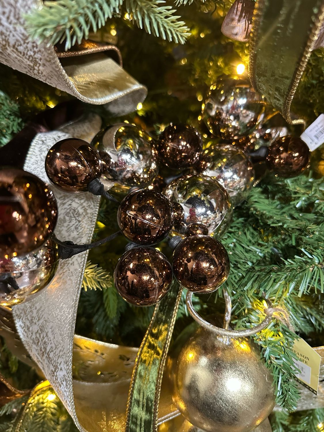 AB Coffee Ball Branch 27"