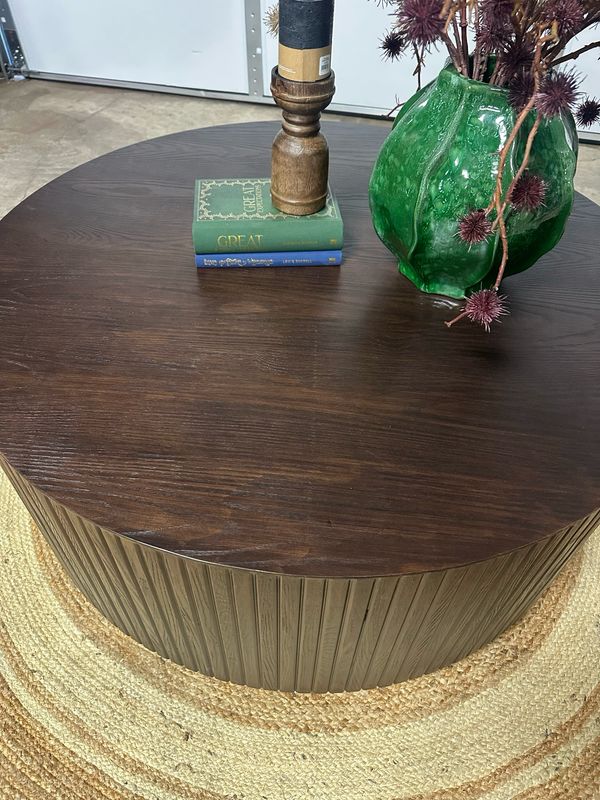 Nob 46” Coffee Table Derby