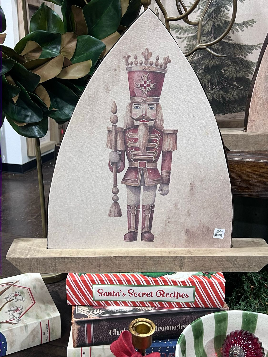 B&amp;B Sm Nutcracker 3 Metal &amp; Wood  19.75x16.25