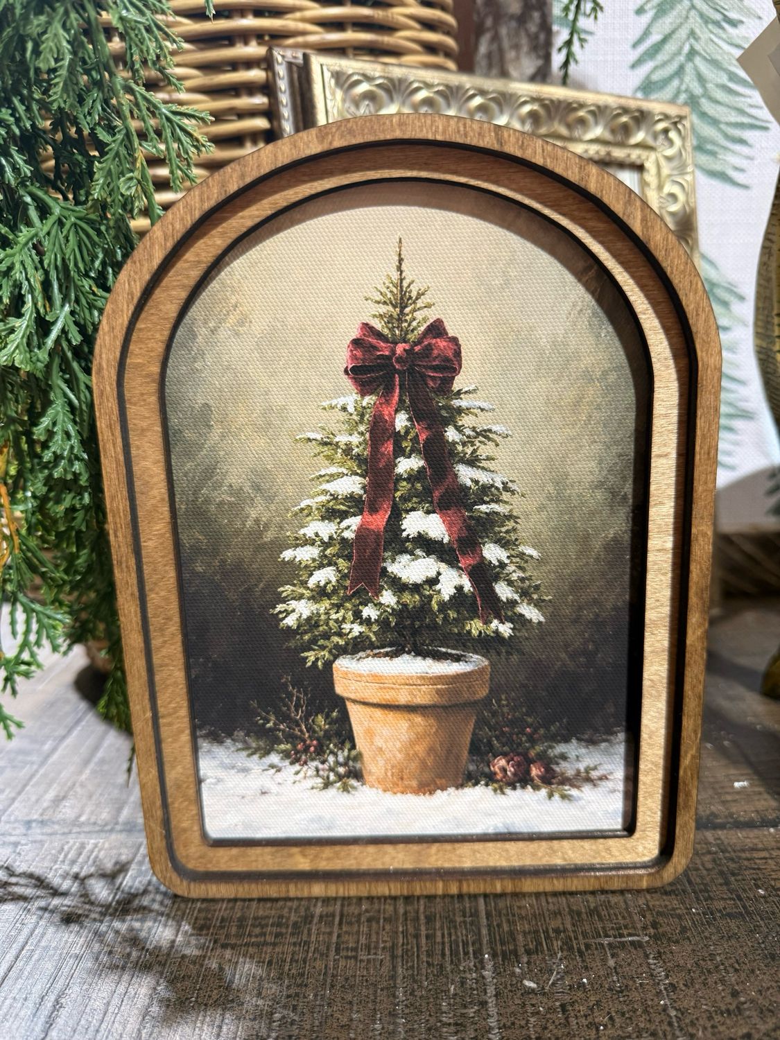 Red Arch 6x8 Tree With Bow