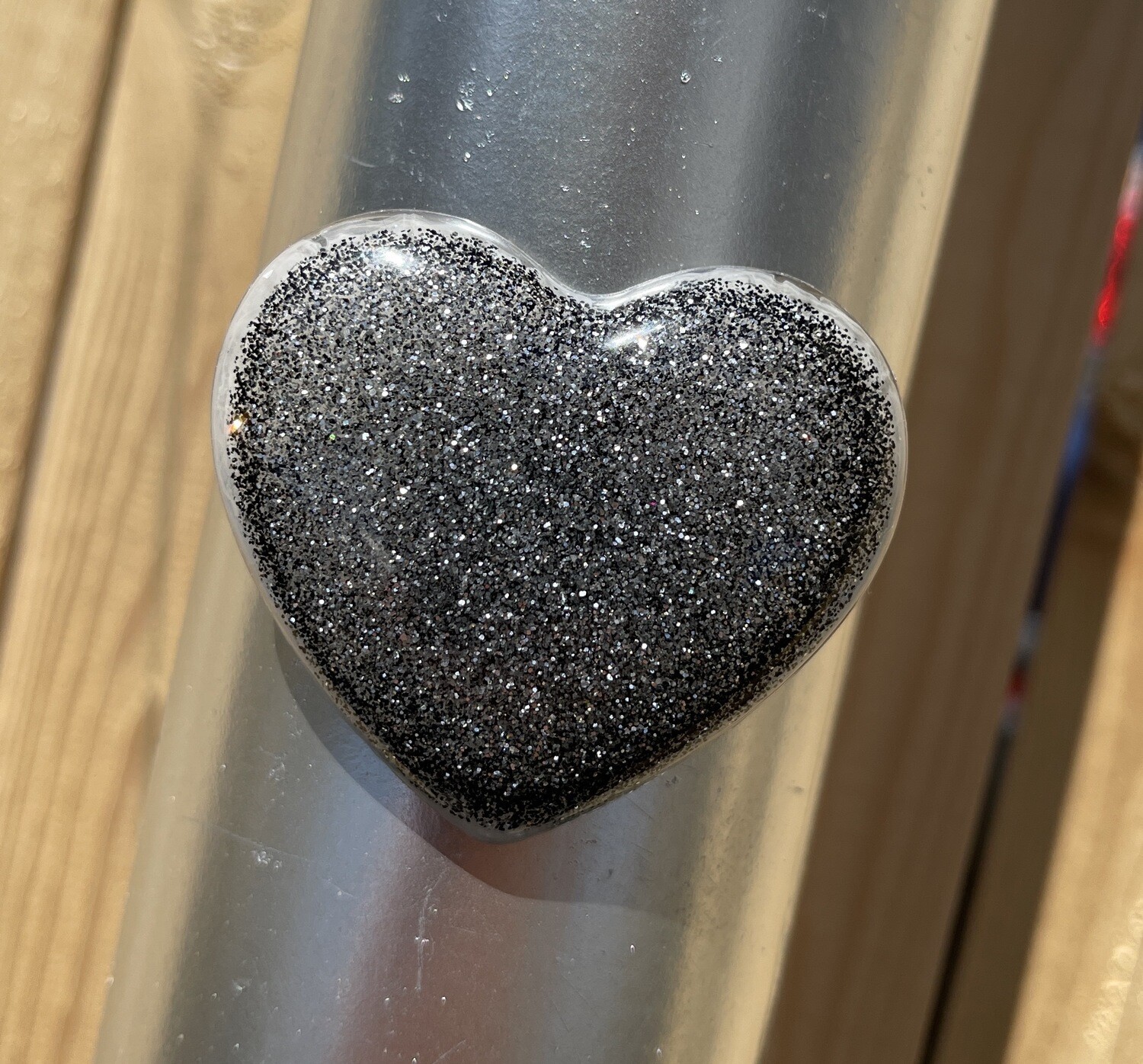 Heart Magnets - Resin - Black Glitter
