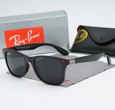 Ray-Ban colorati a specchio