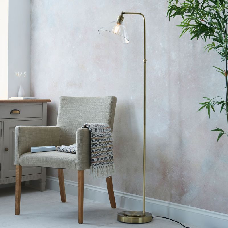 ​Classic Adjustable Floor Lamp – Antique Brass & Clear Glass