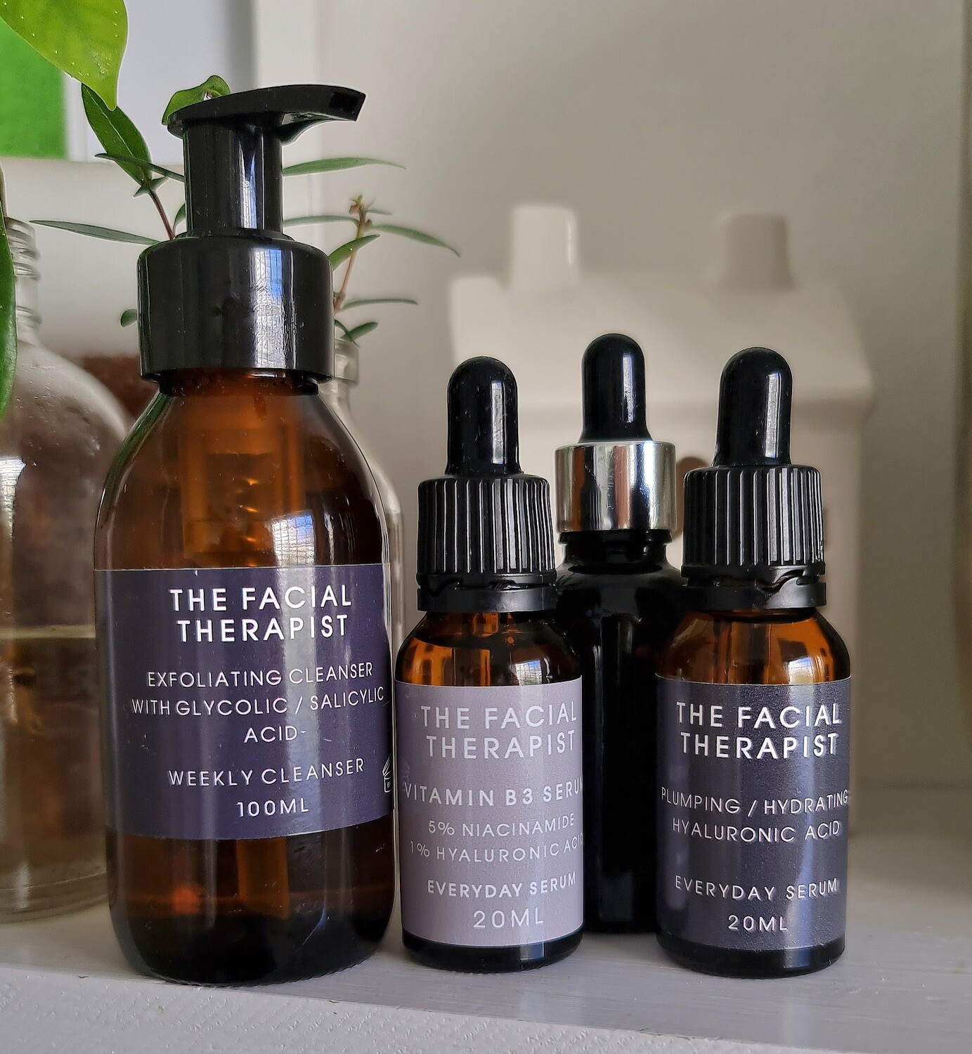 NECK & DECOLLETAGE SKIN BOOSTER BUNDLE SAVE R340