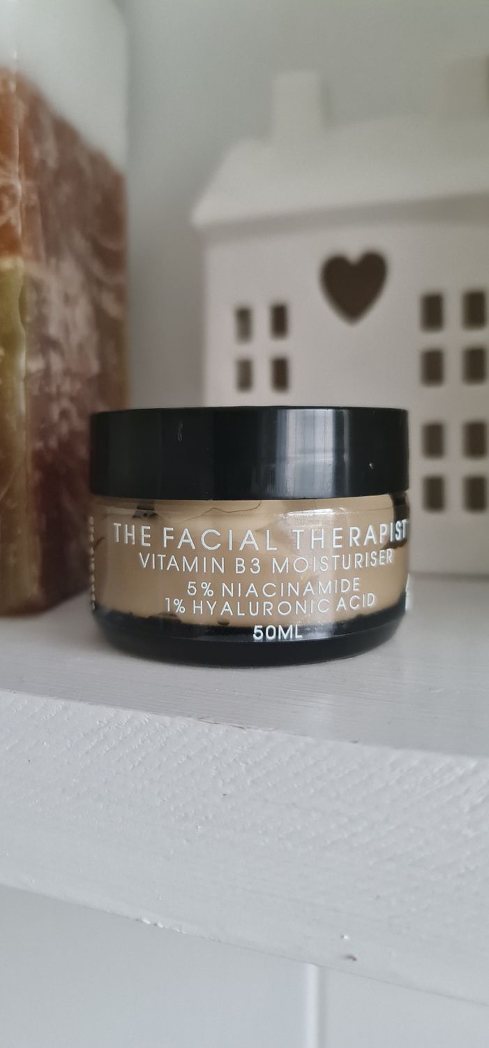 VIT B3 / NIACINAMIDE MOISTURISER